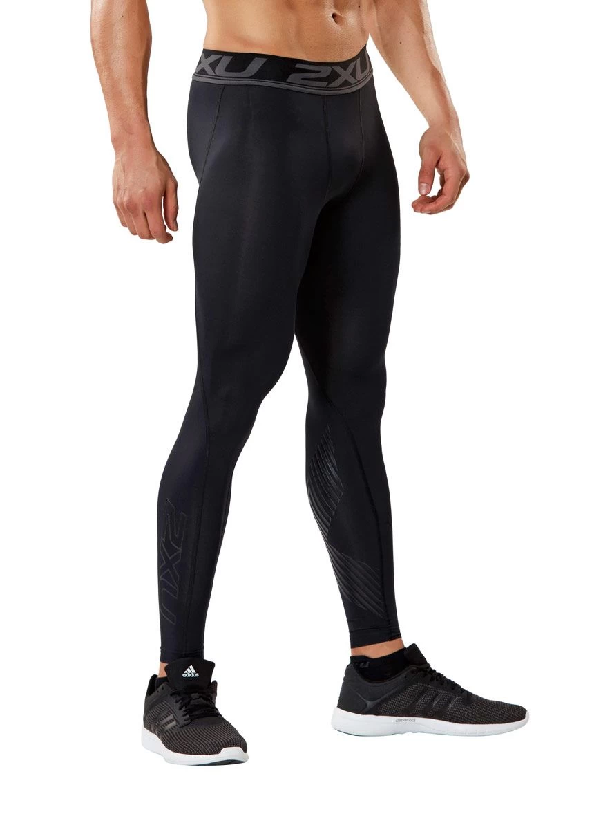 2XU Men's Accelerate Compression Tights - Black/Arrow Stripe Nero 4 2XU Men's Accelerate Compression Tights - Black/Arrow Stripe Nero - Image 3