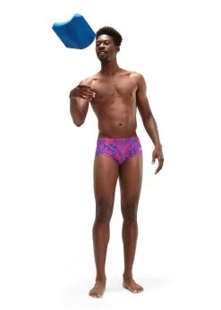 Speedo Allover Digital 13.5cm Briefs - Bondi Night Floral -Leisure Swimwear Paradise tumbnail 3ef57a5a 7fd2 4b61 8658 10d5870f63ad